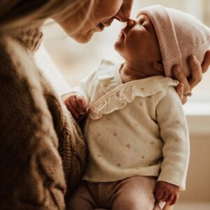 Primera Puesta Bella Poppy Rose Lillymom